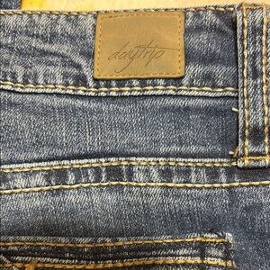 Daytrip Virgo Tailored Blue Jeans Size 33R
Measurements In pics